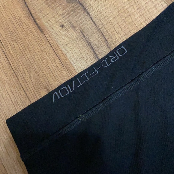 Nike ACG Dri-Fit ADV Short Sleeve - Picture 2 of 5